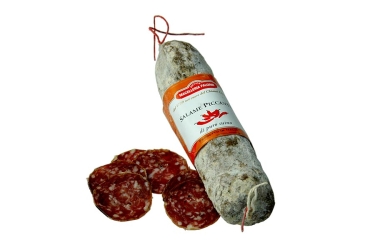 Salami mit Pfeffer und Chili